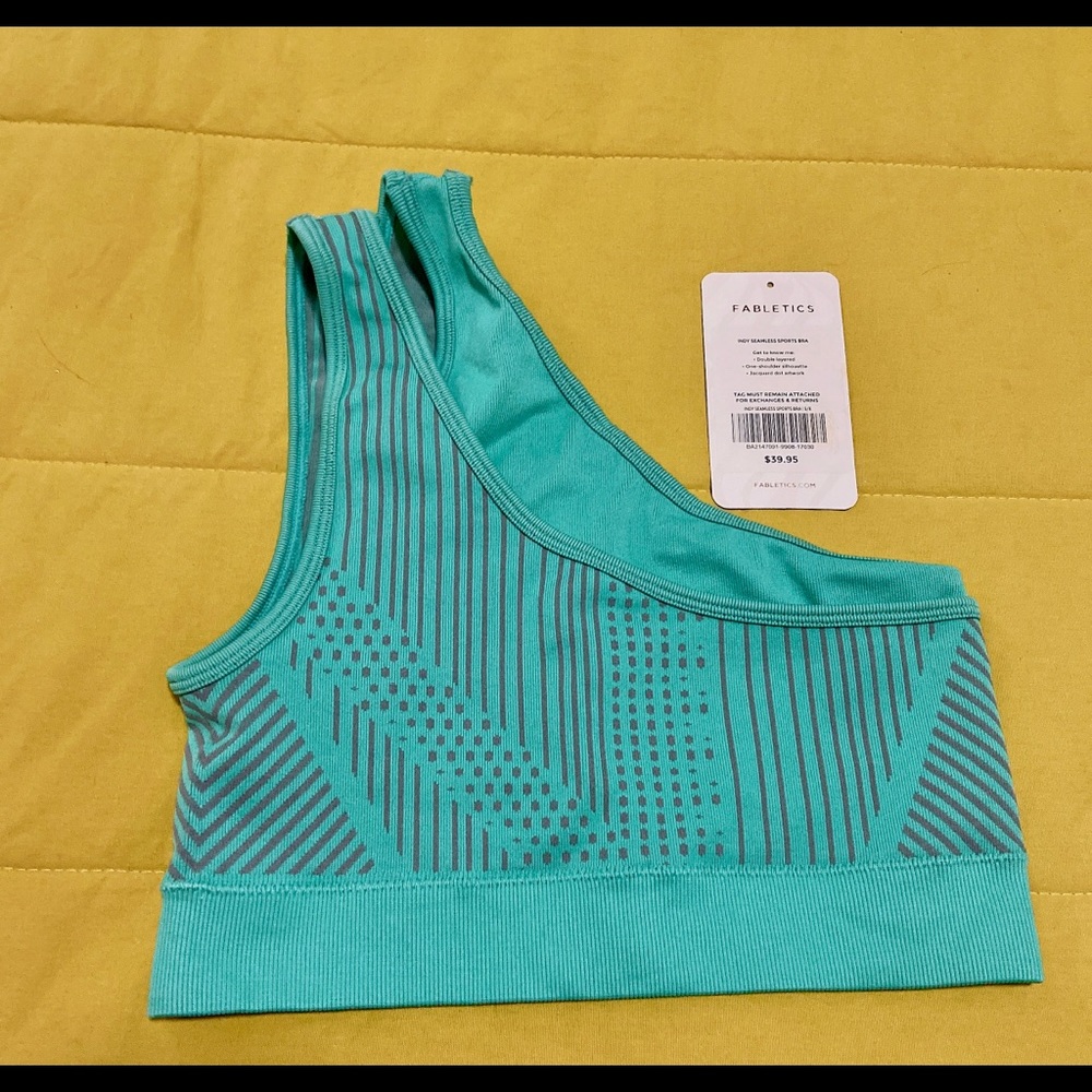 FABLETICS 3-piece workout set - Picture 3 of 5